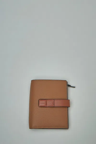 Loewe Compact Zip Wallet In Brown