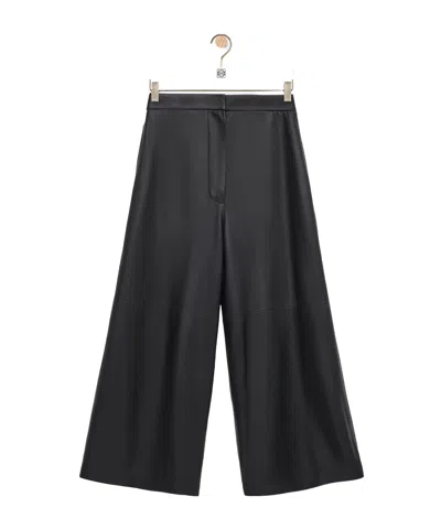 Loewe Cropped Trousers In Nappa Lambskin In Black