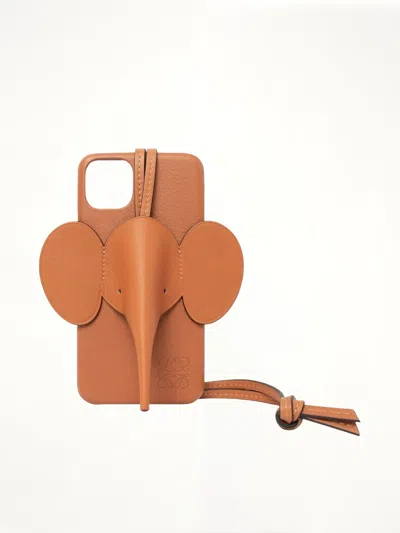 Loewe Elephant Phone Cover 11 Pro Max Tan / One In Brown