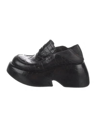 Pre-owned Loewe Embossed Leather Animal Print Pumps In Black