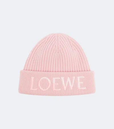 Loewe Logo-embroidered Ribbed-knit Beanie Hat In Pink