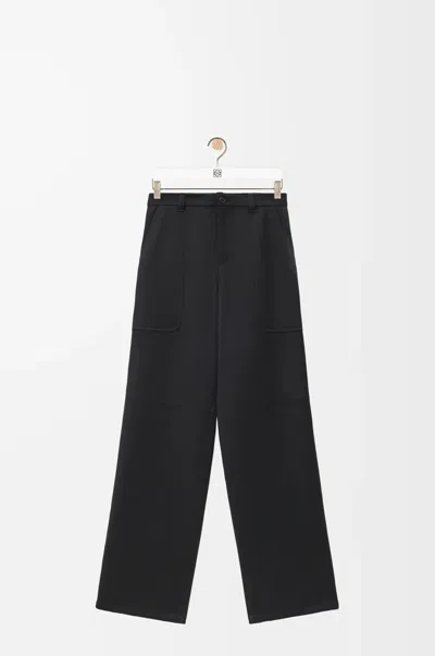 Loewe Essential Cargo Trousers For Men - Ss25 In Black