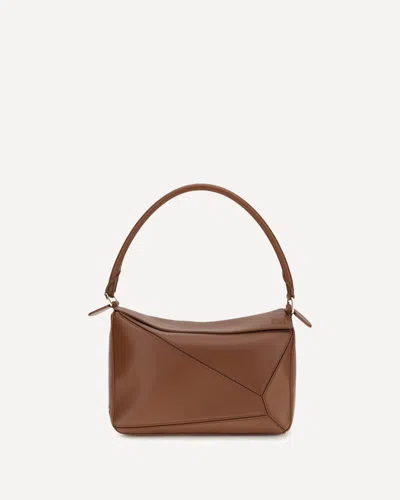 Loewe Medium Featherlight Puzzle Leather Tote Bag In Burgundy