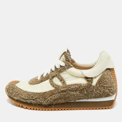 Pre-owned Loewe Flow Runner Size 39 Grey/of White Alcantara And Nylon Low Top Sneakers In Gray
