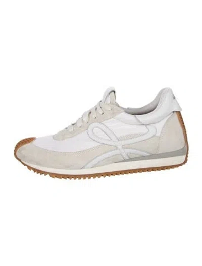 Pre-owned Loewe Flow Sneakers In White