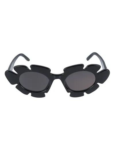 Loewe Flower Frame Cat-eye Sunglasses In Black