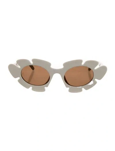 Pre-owned Loewe Flower Heart Sunglasses In Neutrals