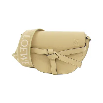 Pre-owned Loewe Gold Leather Shoulder Bag ()