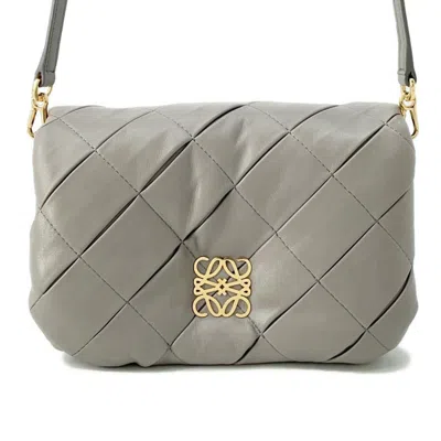 Pre-owned Loewe Gold Leather Shoulder Bag ()
