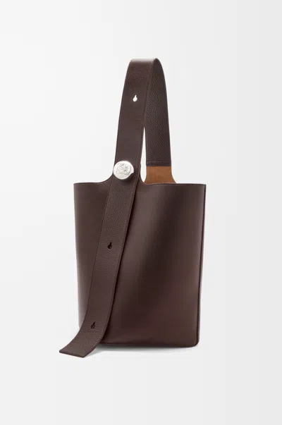 Loewe Large Pebble Bucket In Supple Grained Leather Skin For Man In Burgundy