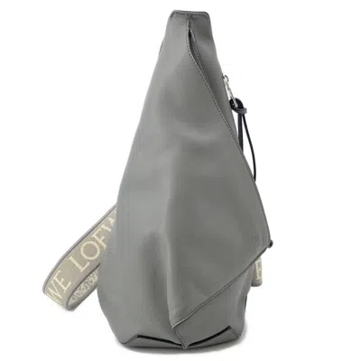 Pre-owned Loewe Gray Leather Sling Bag ()