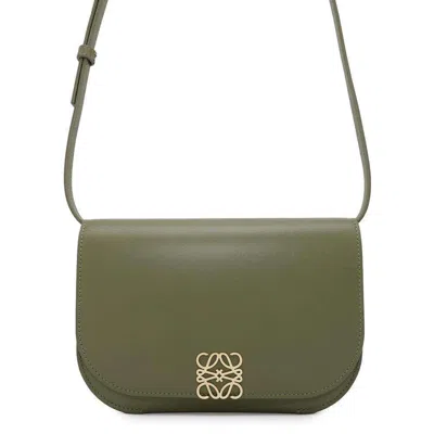 Pre-owned Loewe Green Leather Clutch Bag Shoulder Bag ()