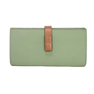 Pre-owned Loewe Green Leather Long Wallet (bi-fold) ()