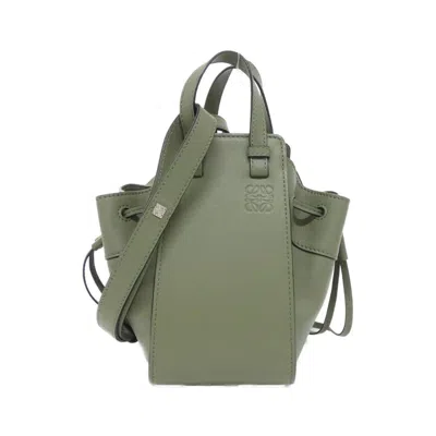 Pre-owned Loewe Green Leather Shoulder Bag ()