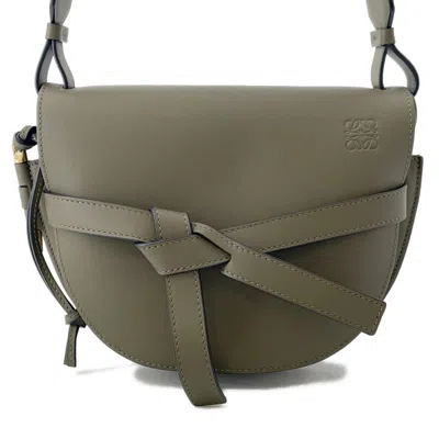Pre-owned Loewe Green Leather Shoulder Bag ()