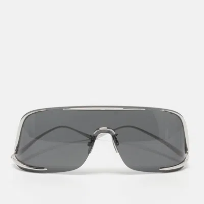 Pre-owned Loewe Grey/silver Tone Lw40193u Signature Shield Sunglasses In Gray