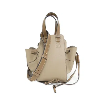 Pre-owned Loewe Hammock Sand Leather Shoulder Bag ()
