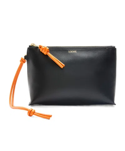 Loewe Knot T Clutch In Black