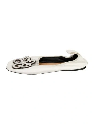 Pre-owned Loewe Leather Beaded Accents Ballet Flats In White