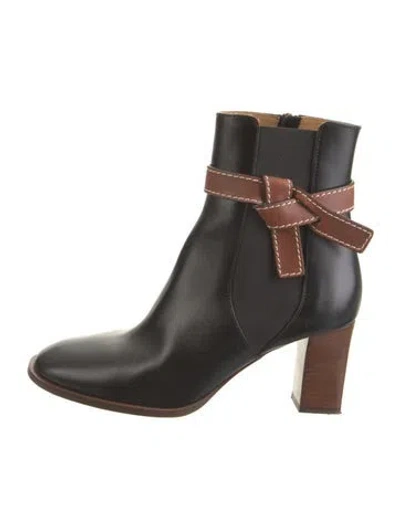 Pre-owned Loewe Leather Boots In Black