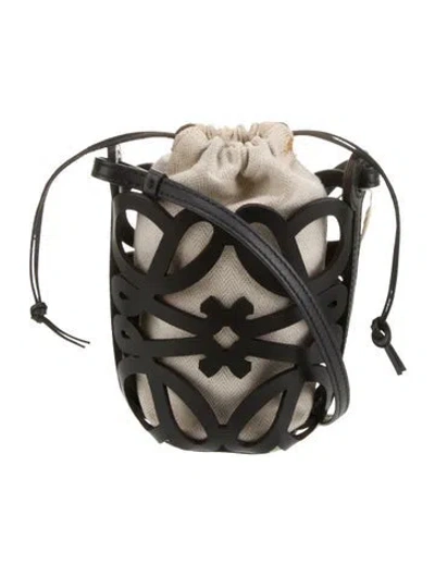 Pre-owned Loewe Leather Bucket Bag 2022 In Black