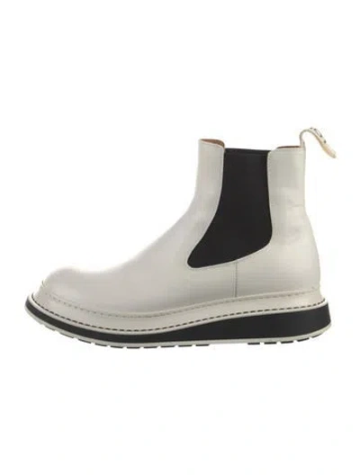 Pre-owned Loewe Leather Chelsea Boots In White