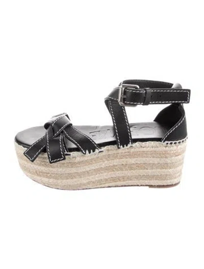 Pre-owned Loewe Leather Espadrilles In Black
