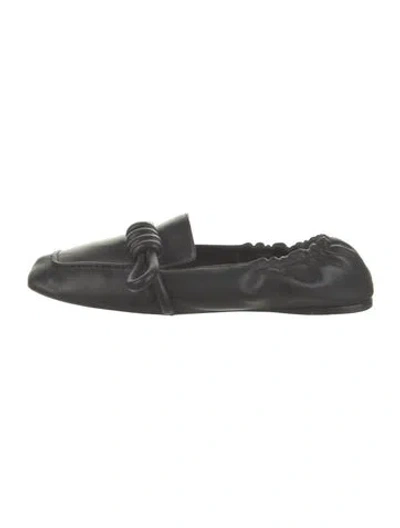Pre-owned Loewe Leather Flats In Black