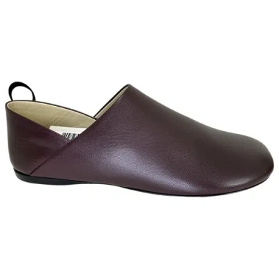 Pre-owned Loewe Leather Flats In Burgundy