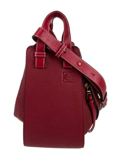 Pre-owned Loewe Leather Hammock Small In Red