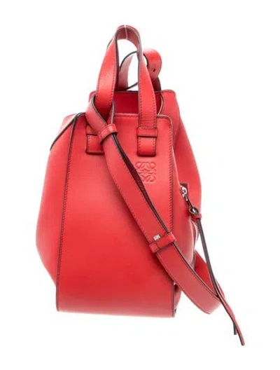 Pre-owned Loewe Leather Hammock Small In Red