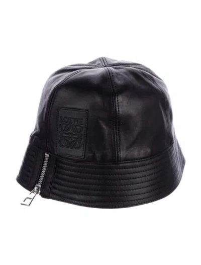 Pre-owned Loewe Leather Logo Bucket Hat In Black