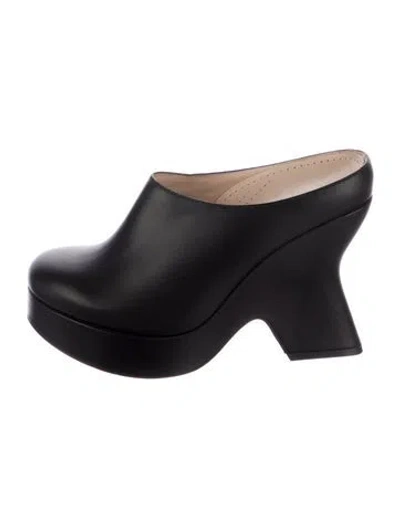 Pre-owned Loewe Leather Mules In Black