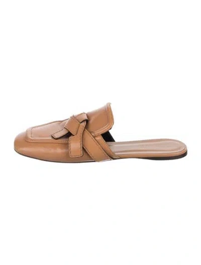 Pre-owned Loewe Leather Mules In Neutrals