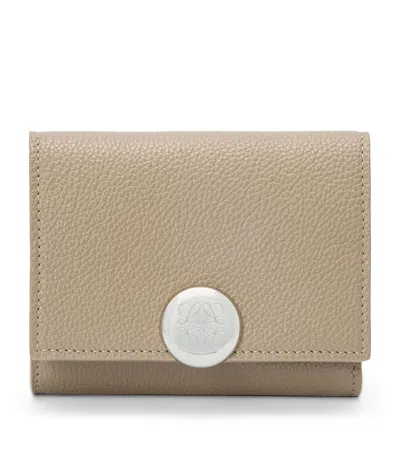 Loewe Leather Pebble Wallet In Green