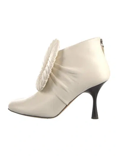 Pre-owned Loewe Leather Pleated Accents Mules In White