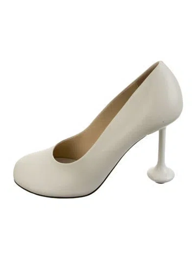 Pre-owned Loewe Leather Pumps In White