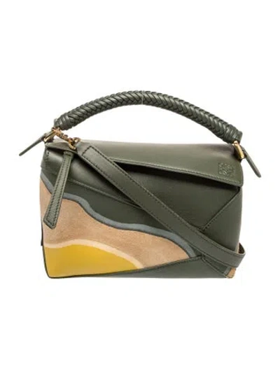 Pre-owned Loewe Leather Puzzle Medium 2025 In Green