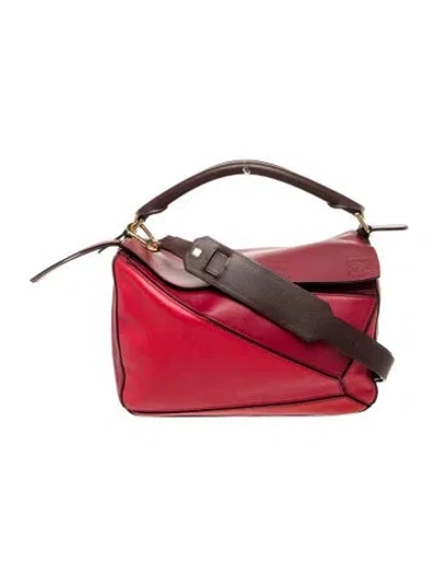 Pre-owned Loewe Leather Puzzle In Red