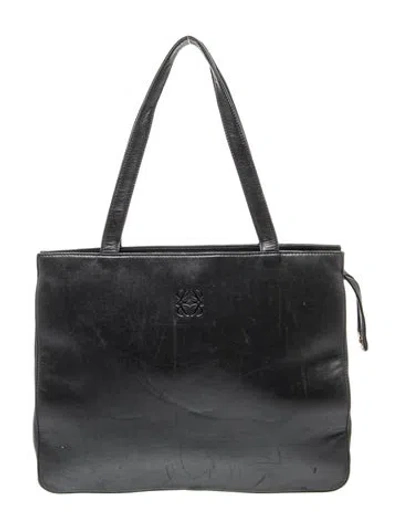 Pre-owned Loewe Leather Shoulder Bag In Black
