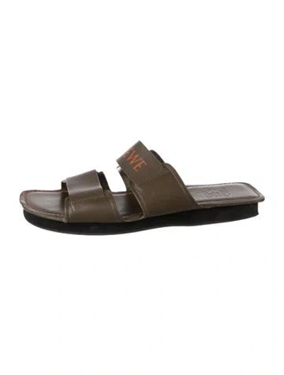 Pre-owned Loewe Leather Slides In Brown