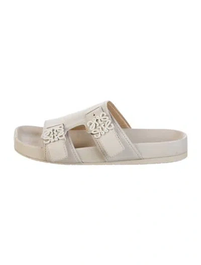 Pre-owned Loewe Leather Slides In Neutral