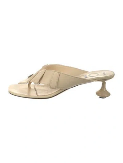 Pre-owned Loewe Leather Slides In Neutral