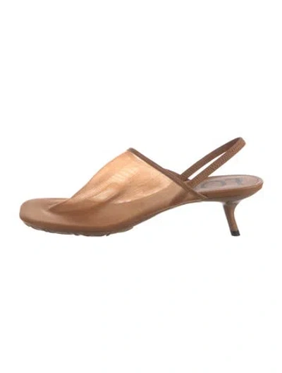 Pre-owned Loewe Leather Slingback Pumps In Brown