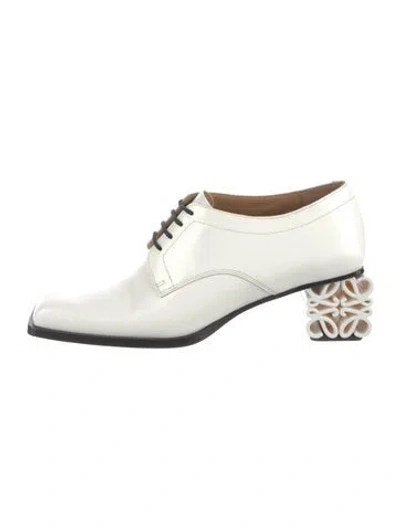 Pre-owned Loewe Leather Slingback Pumps In White