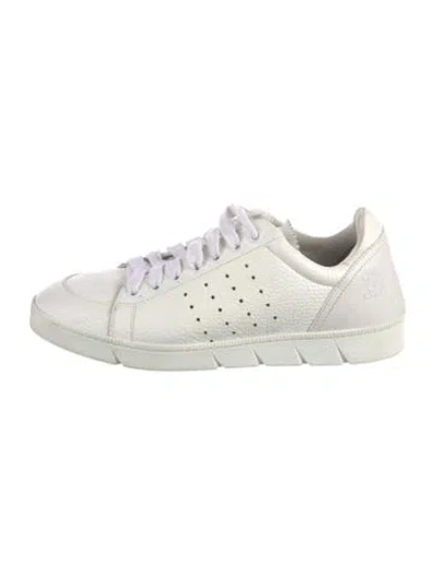 Pre-owned Loewe Leather Sneakers In Neutral