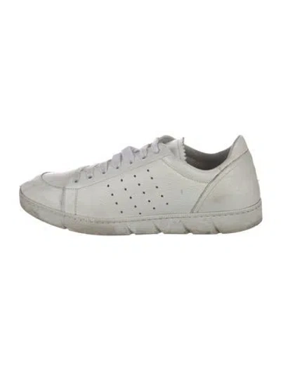 Pre-owned Loewe Leather Sneakers In White