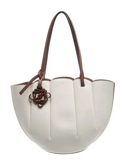 Pre-owned Loewe Leather Tote In White