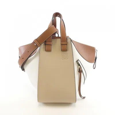 Pre-owned Loewe Light Beige White Leather Shoulder Bag ()