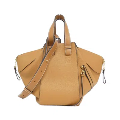 Pre-owned Loewe Light Camel Leather Shoulder Bag ()